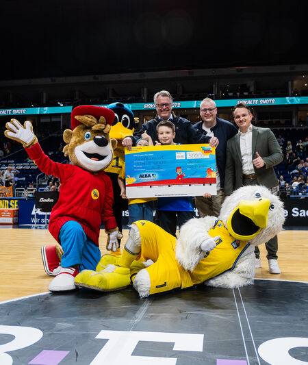 Radio TEDDY und ALBA Berlin GmbH küren die „ALBA-Wertstoffkünstler“